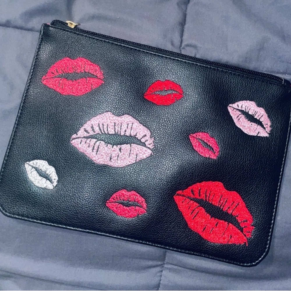 Affordable Fashion Finds Black Clutch with Red and Pink Lips
